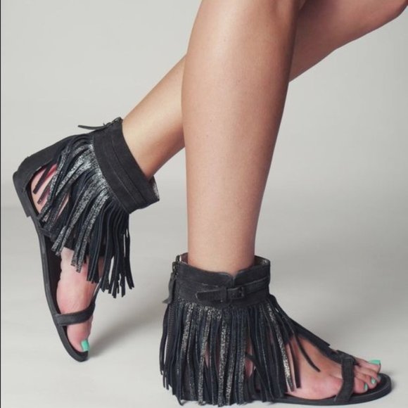 NWT Koolaburra Genuine Leather Fringe Ankle Flat Sandals Black sz 8 Orig$220+Tax - Picture 1 of 5